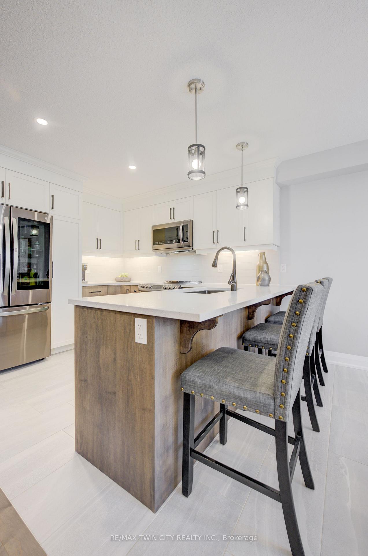 Photo 5 of 131 Woodberry Crescent, Woolwich — HOMEH