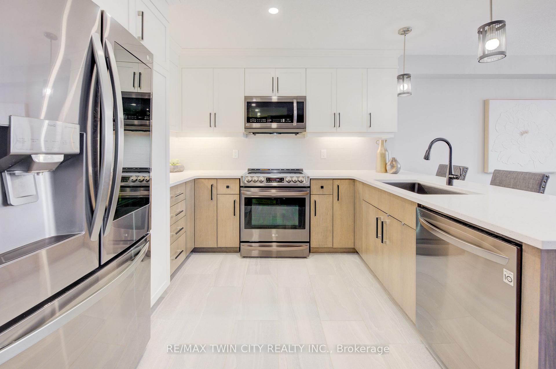 Photo 15 of 131 Woodberry Crescent, Woolwich — HOMEH