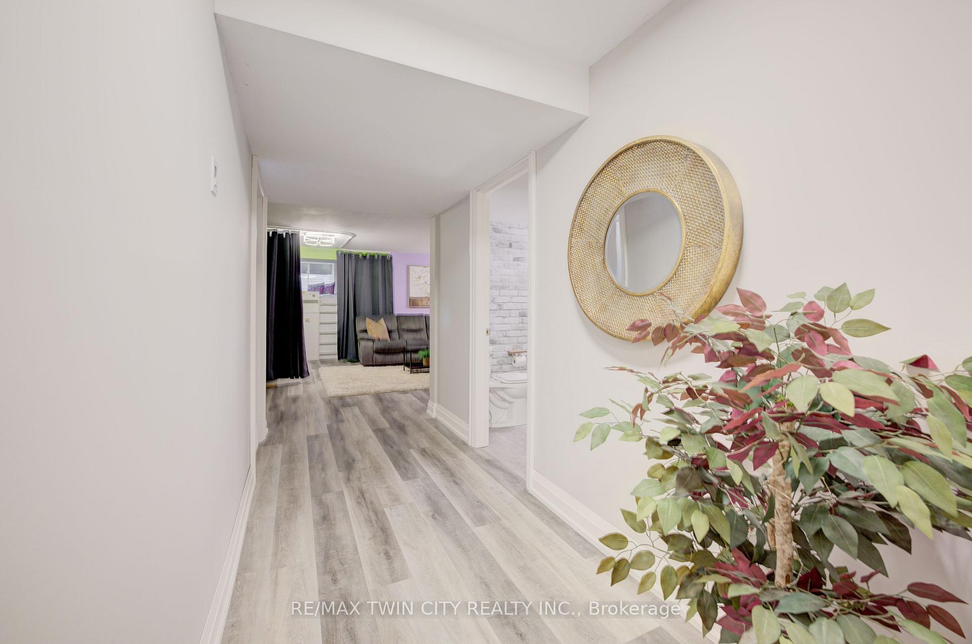 Photo 40 of 131 Woodberry Crescent, Woolwich — HOMEH