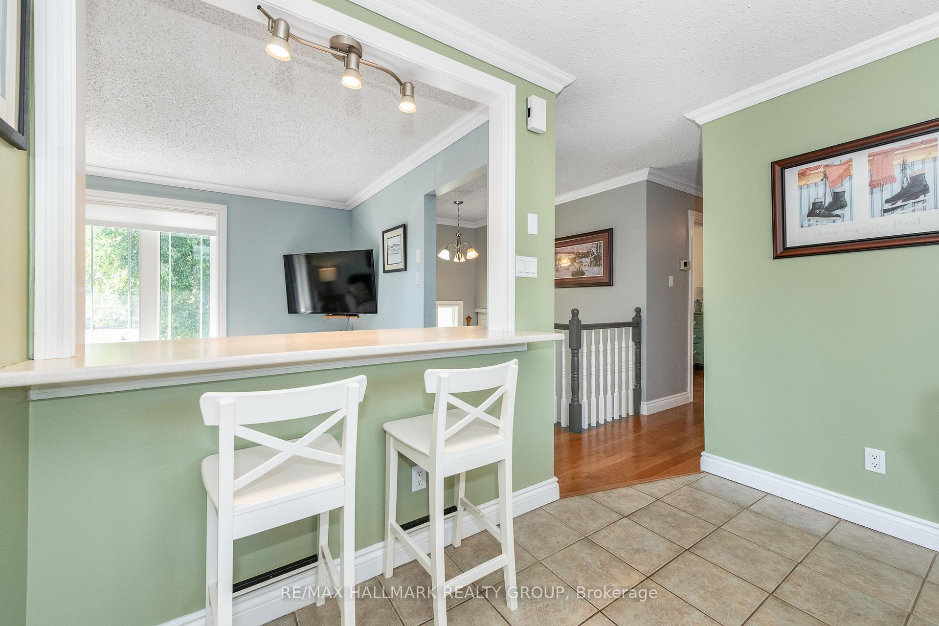Photo 7 of 7895 Popham Street, Ottawa, Vernon — HOMEH