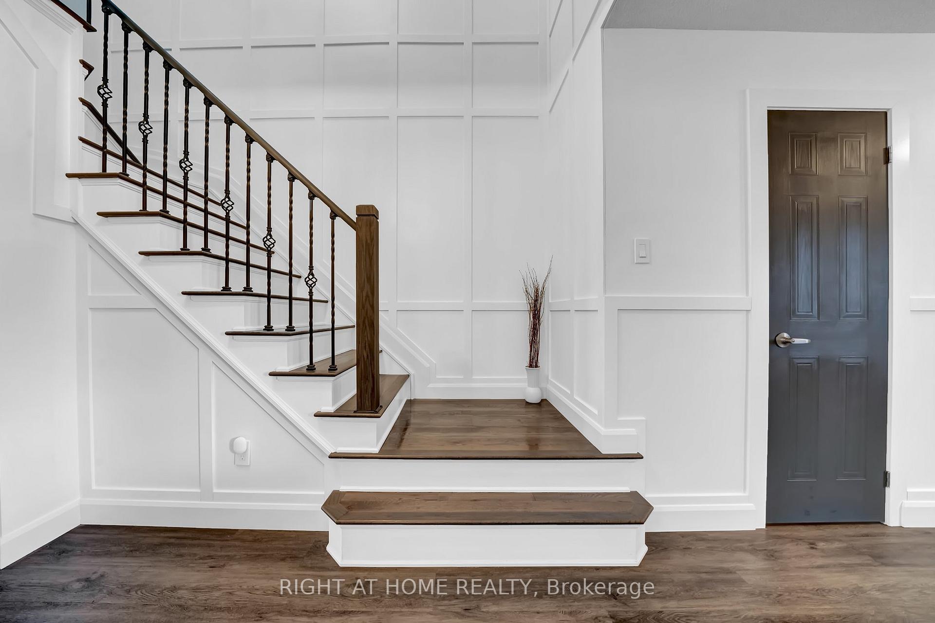 Photo 5 of 18 Landerville Lane, Clarington, Bowmanville — HOMEH