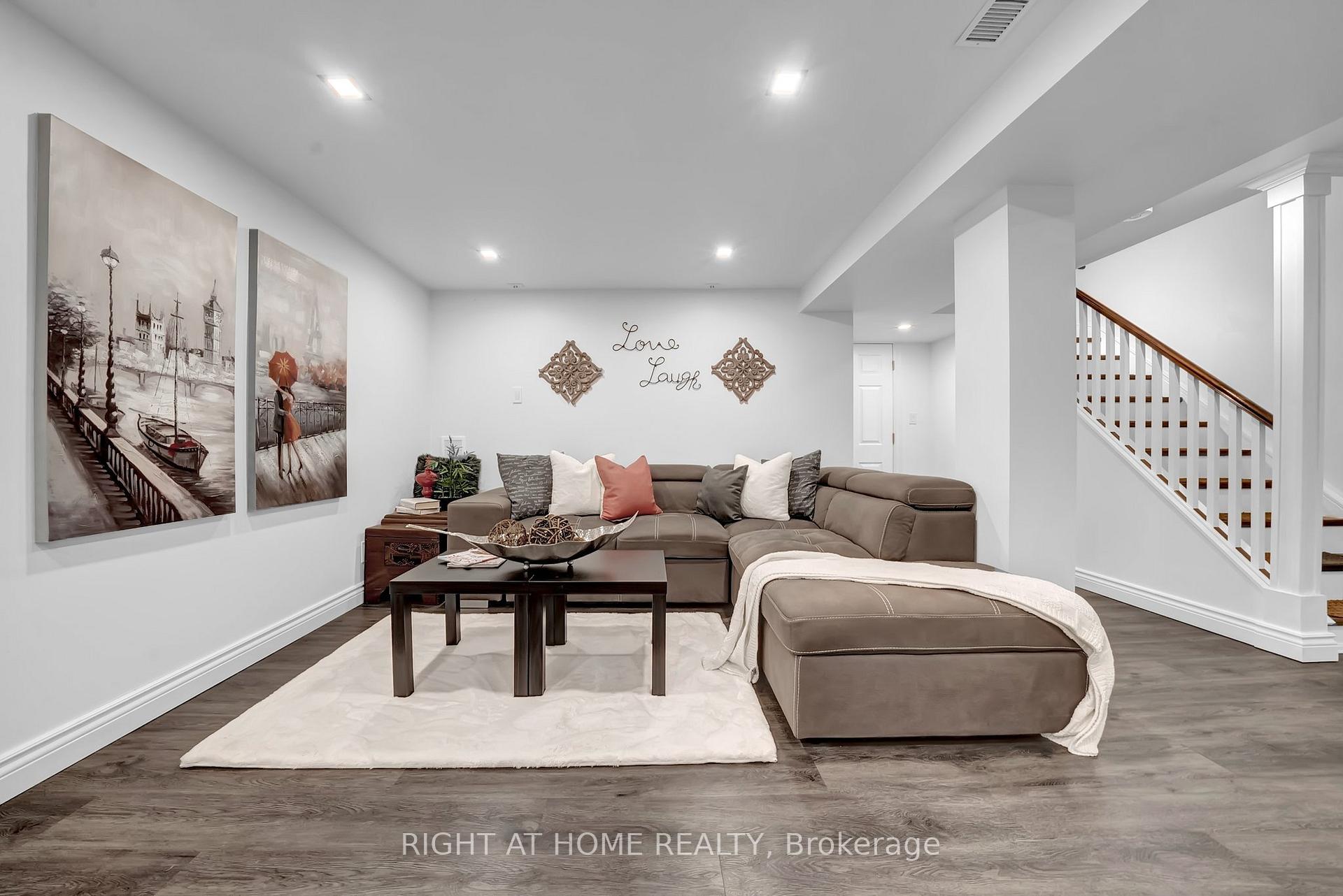 Photo 28 of 18 Landerville Lane, Clarington, Bowmanville — HOMEH