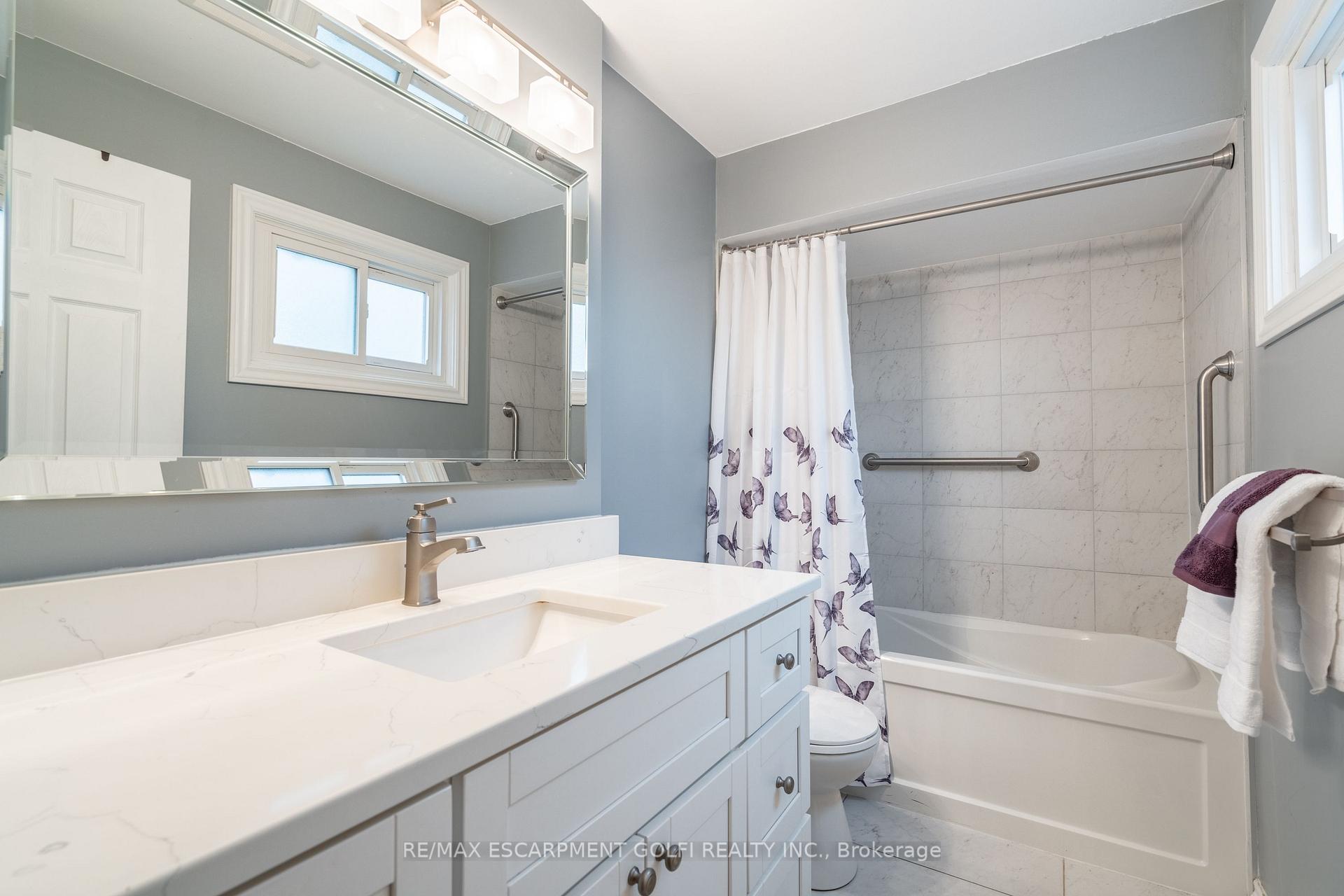 Photo 17 of 29 Sarasota Avenue, Hamilton, Rolston — HOMEH