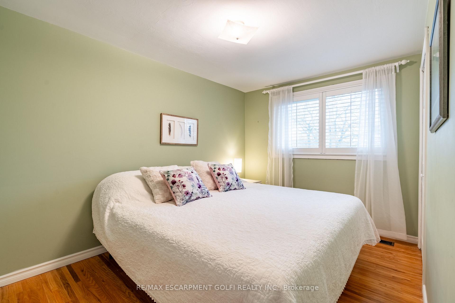 Photo 25 of 29 Sarasota Avenue, Hamilton, Rolston — HOMEH