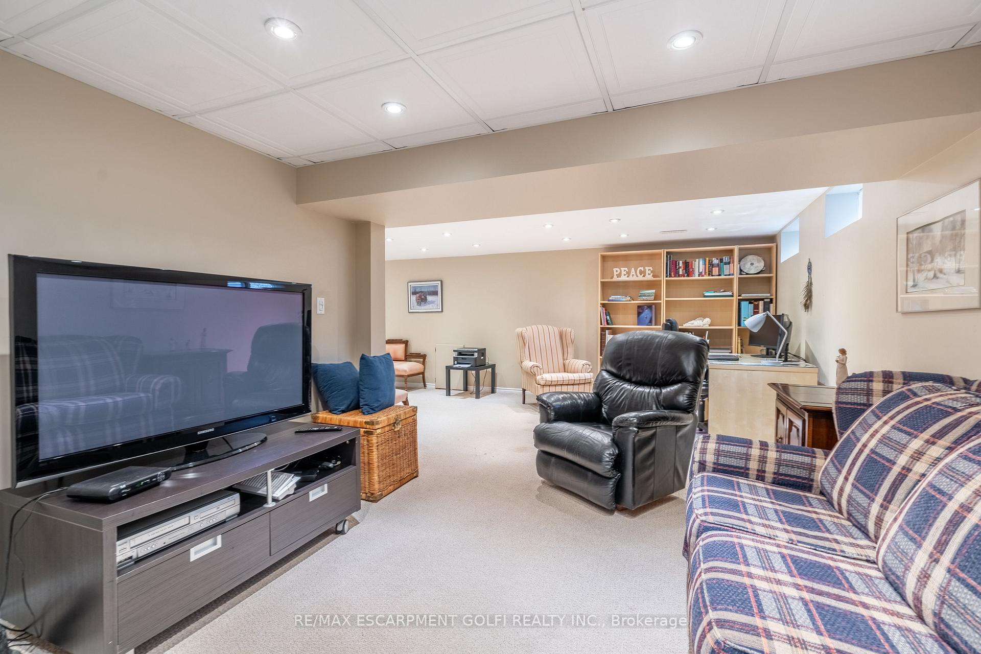 Photo 15 of 29 Sarasota Avenue, Hamilton, Rolston — HOMEH