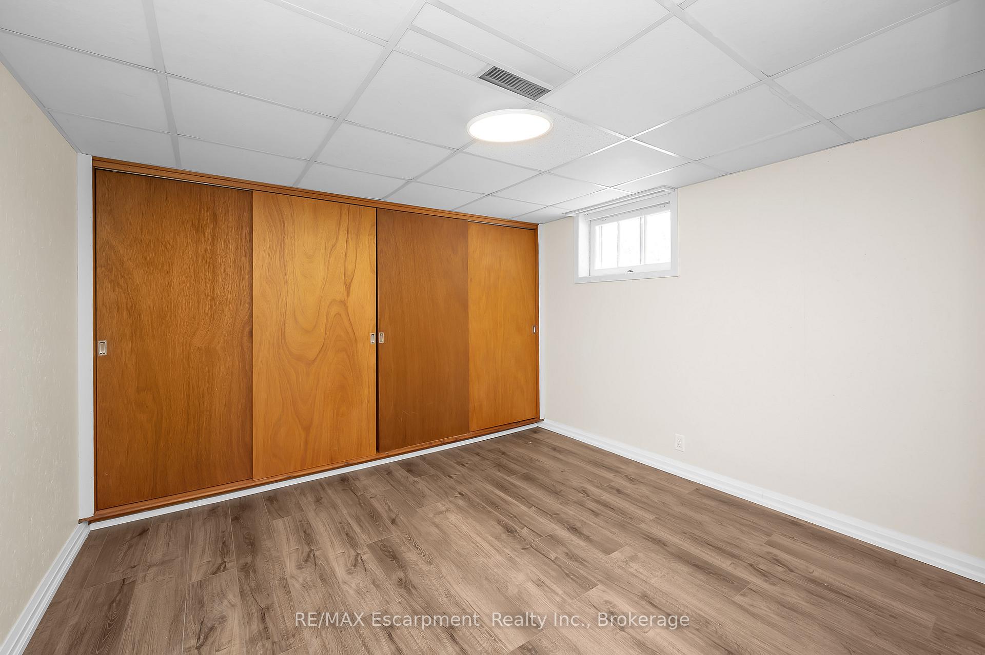 Photo 27 of 2049 Maplewood Drive, Burlington, Brant — HOMEH