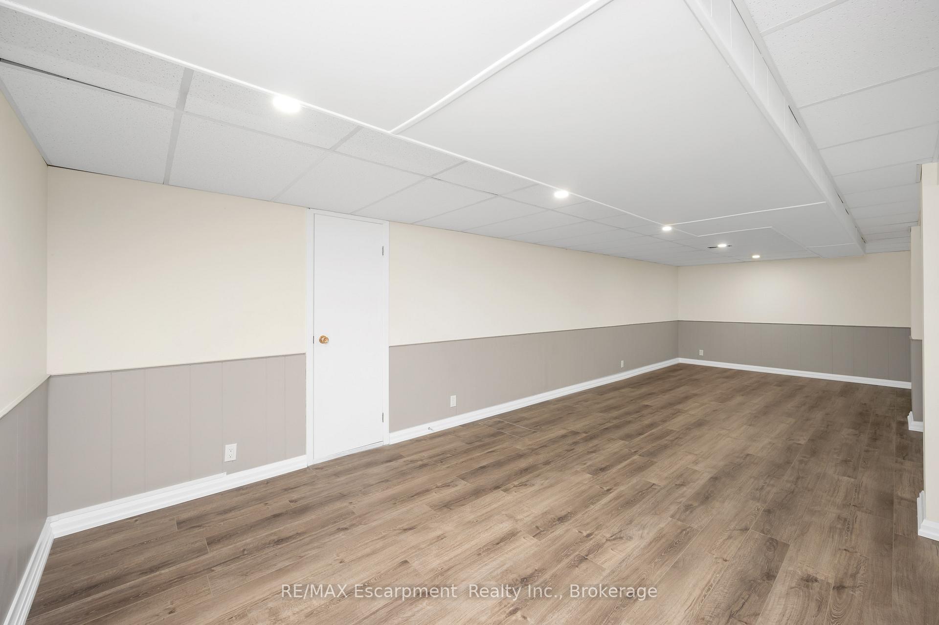 Photo 31 of 2049 Maplewood Drive, Burlington, Brant — HOMEH