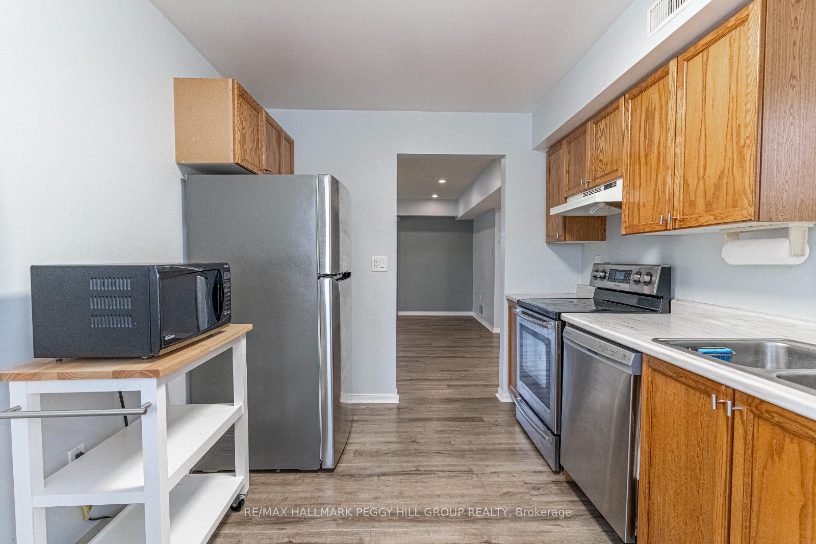 Photo 5 of Unit 35, 119 D'Ambrosio Drive, Barrie, Painswick North — HOMEH