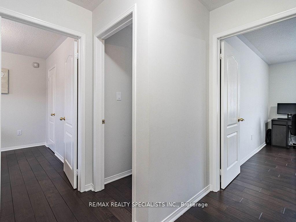 Photo 11 of 17 Edenvalley Road, Brampton, Fletcher's Meadow — HOMEH