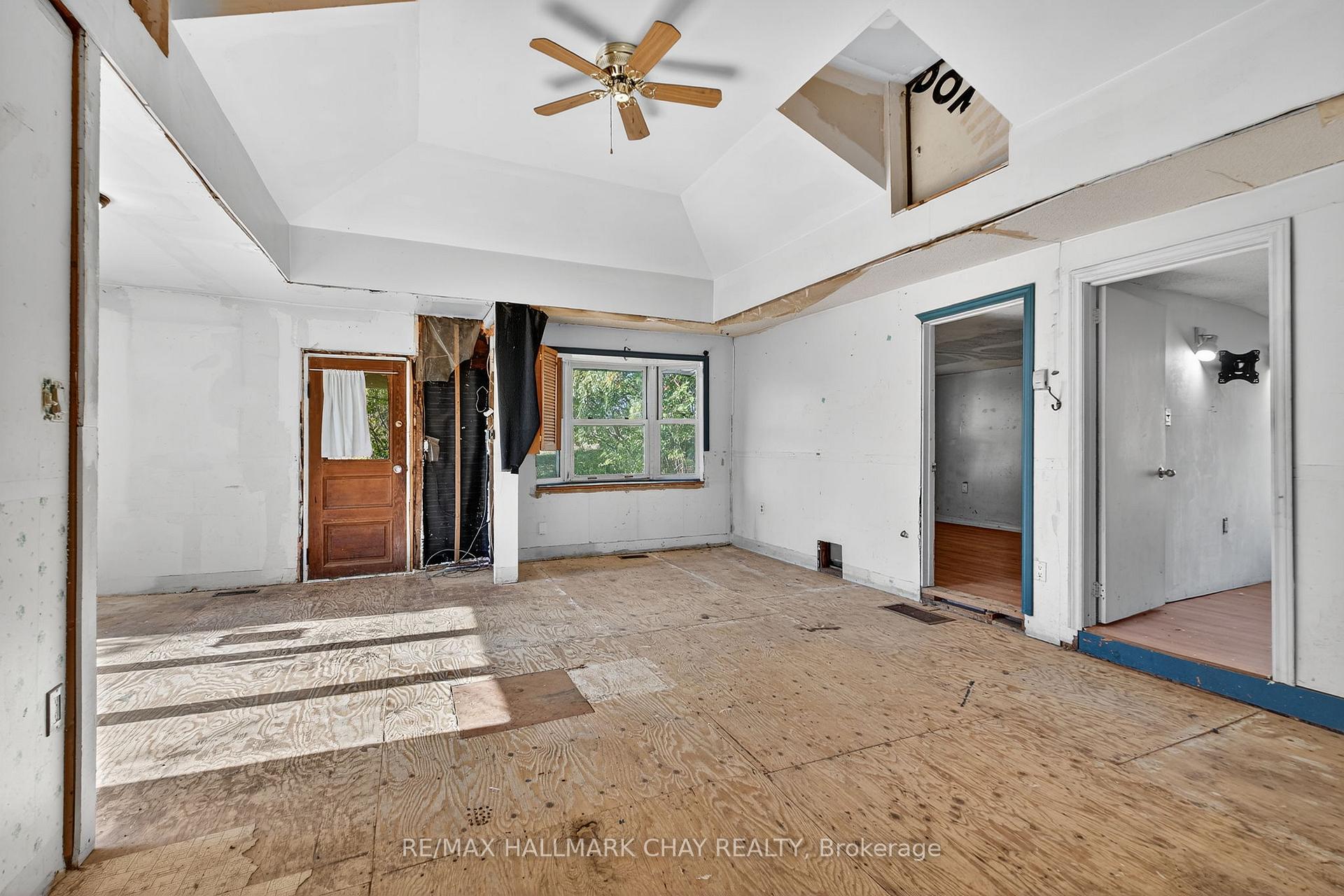 Photo 15 of 4884 Bedford Road, Frontenac, Frontenac South — HOMEH