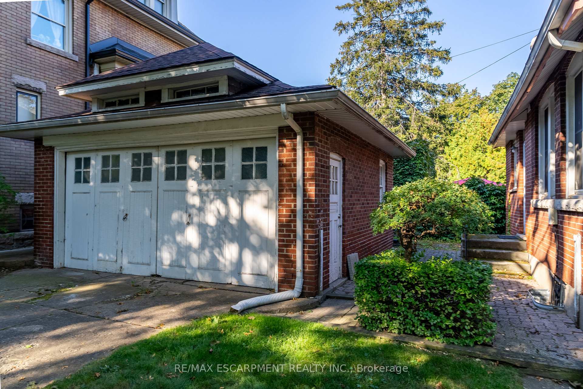 Photo 14 of 170 St. Clair Boulevard, Hamilton, St. Clair — HOMEH