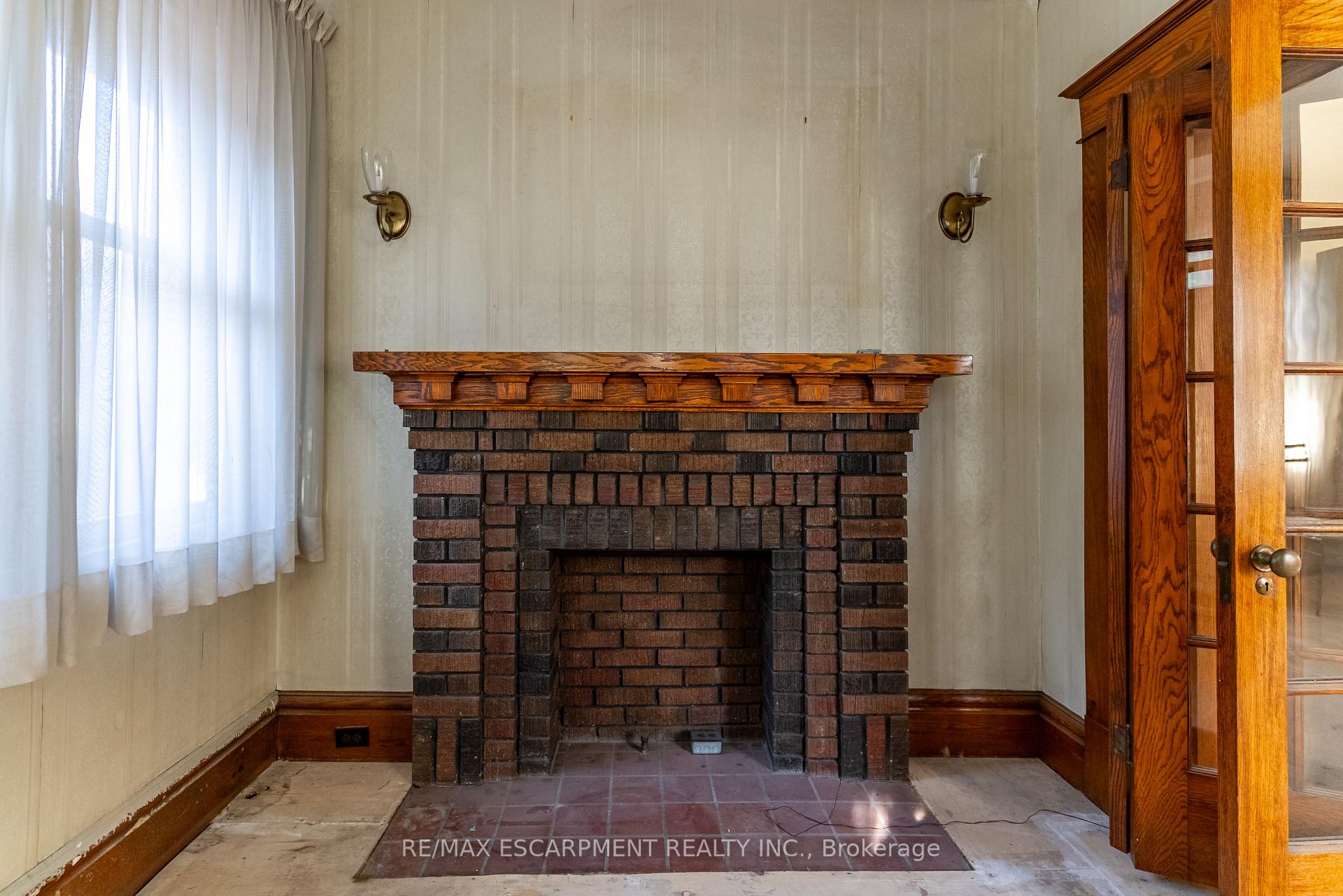 Photo 16 of 170 St. Clair Boulevard, Hamilton, St. Clair — HOMEH