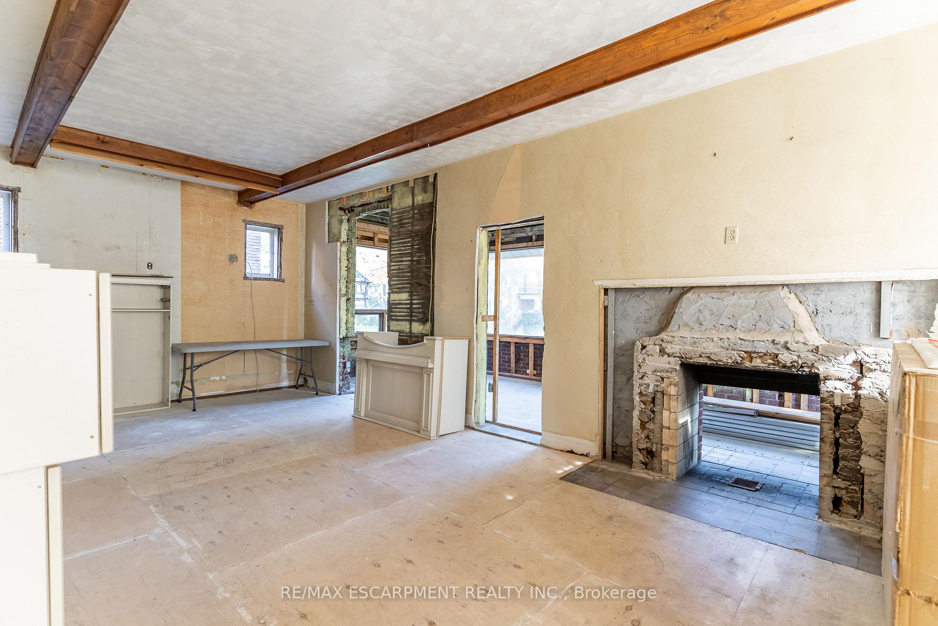 Photo 7 of 170 St. Clair Boulevard, Hamilton, St. Clair — HOMEH
