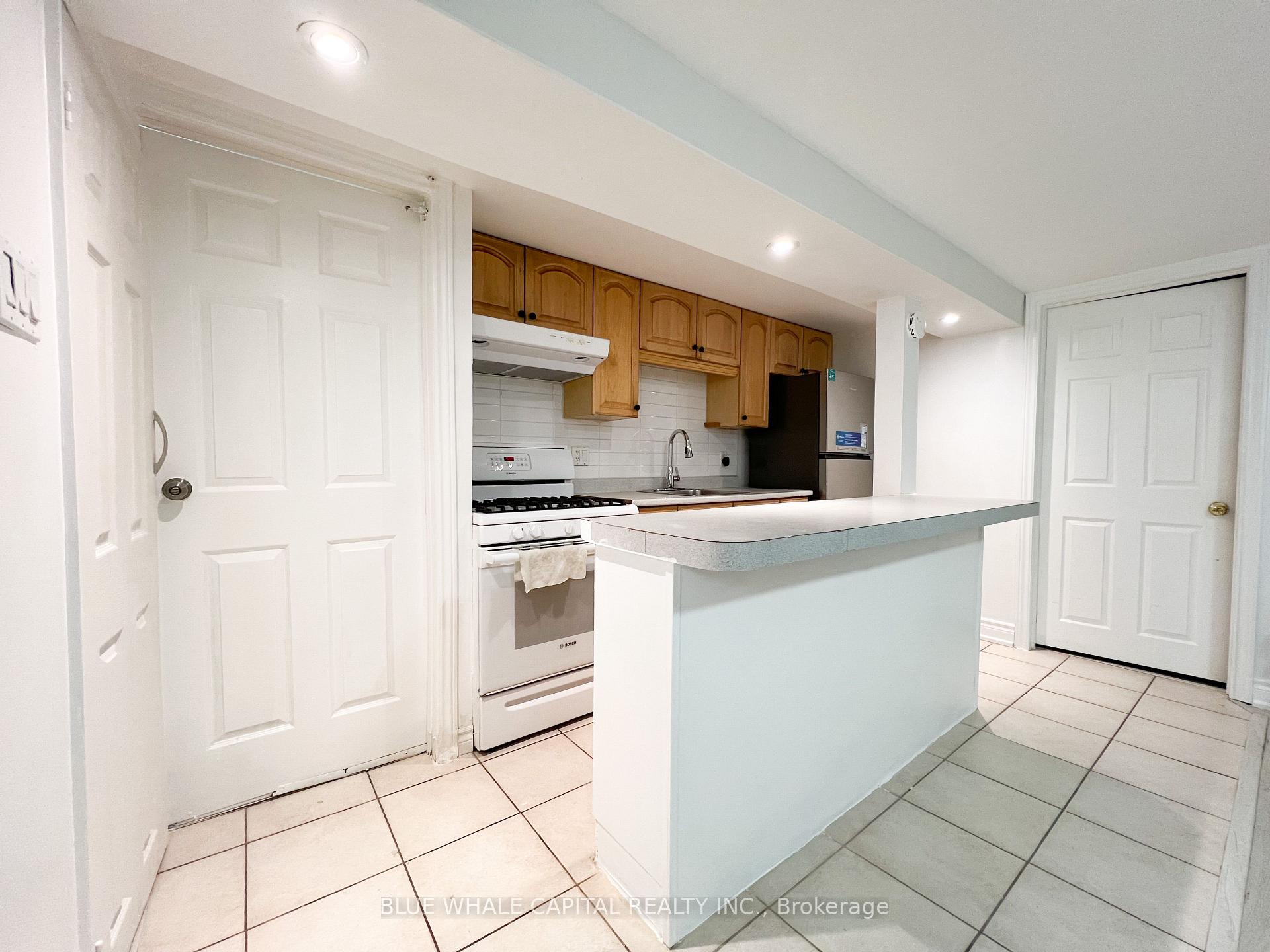 Photo 9 of Unit Basement A, 69 Davis Road, Aurora, Aurora Highlands — HOMEH