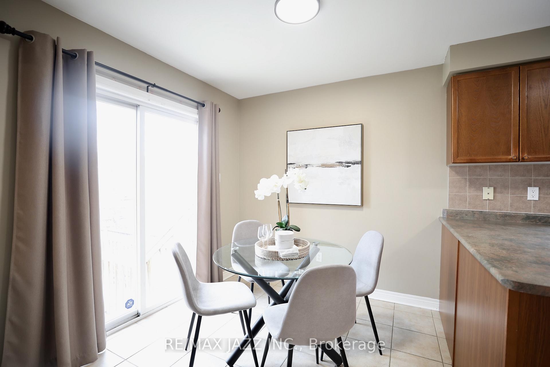 Photo 9 of 29 Knightsbridge Court, Whitby, Pringle Creek — HOMEH