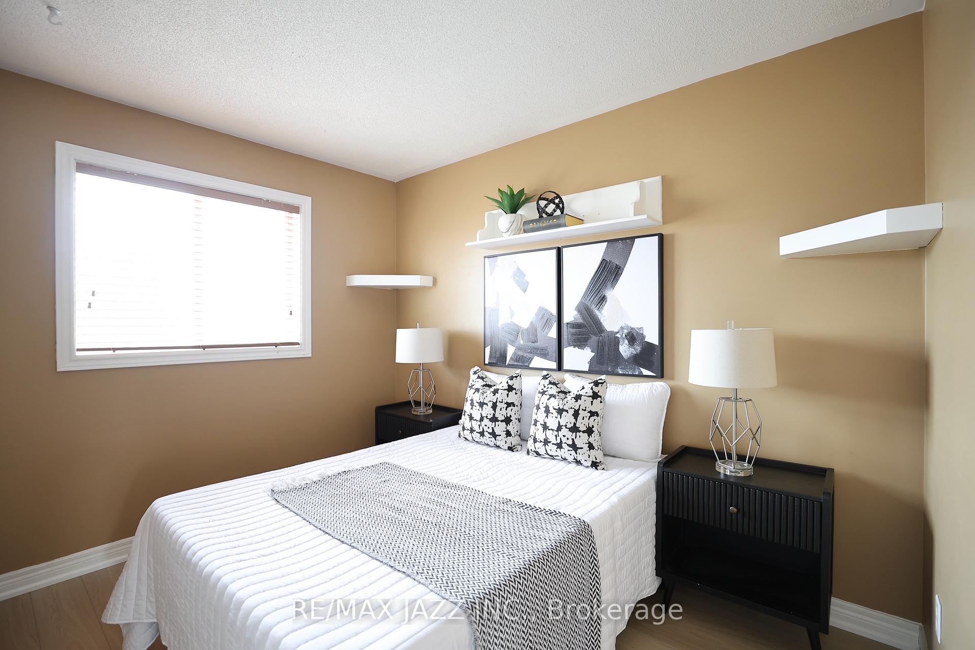 Photo 19 of 29 Knightsbridge Court, Whitby, Pringle Creek — HOMEH