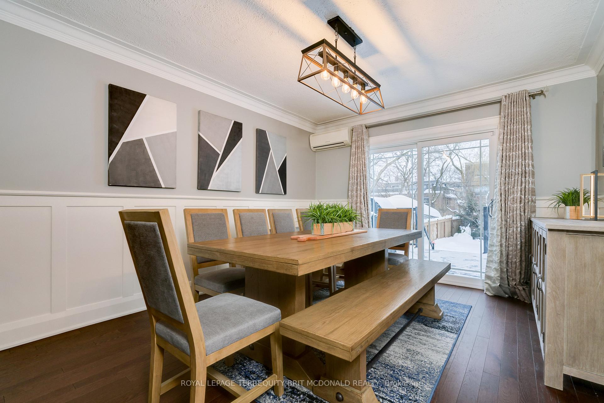 Photo 5 of 125 Chaplin Crescent, Toronto, Forest Hill South — HOMEH