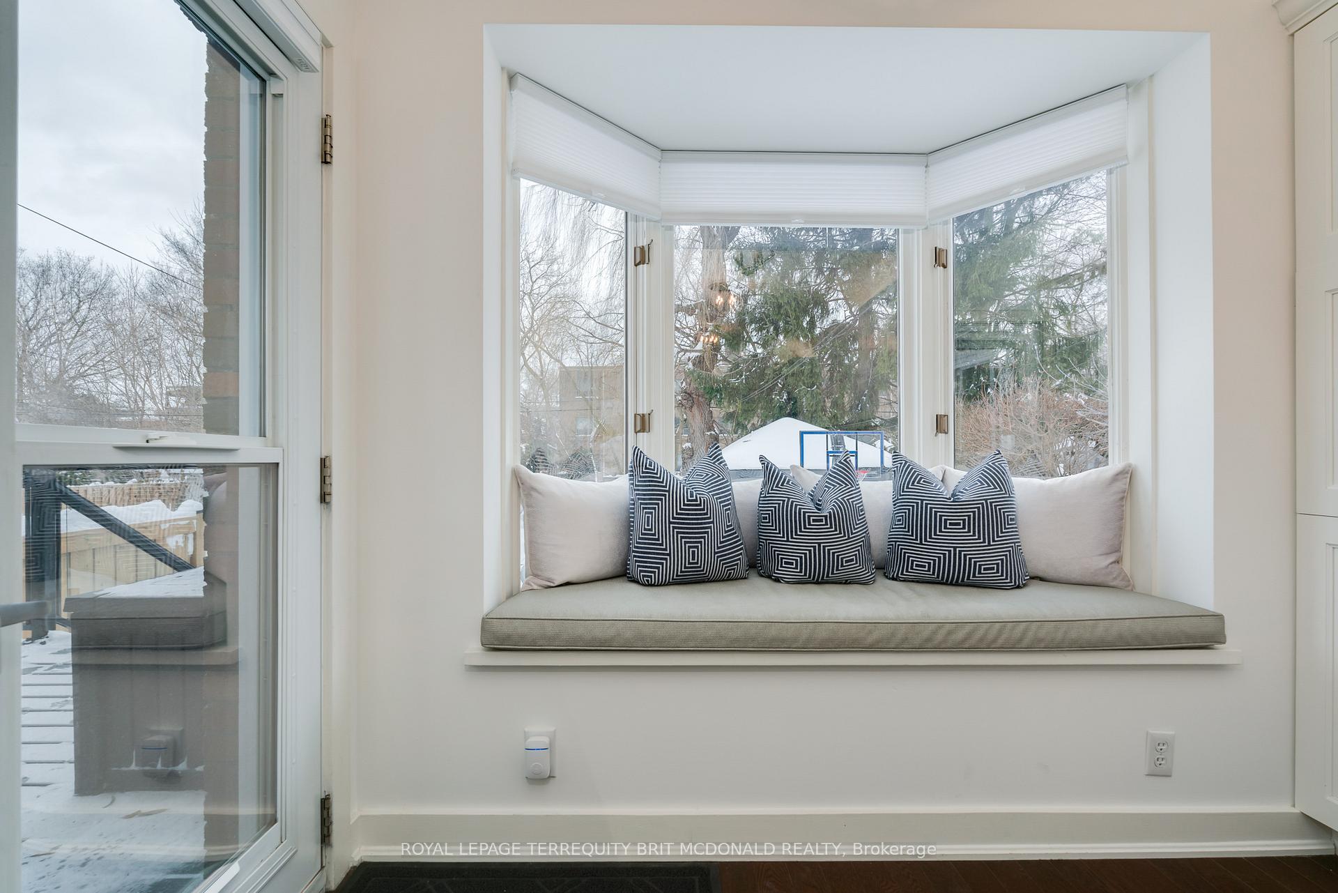 Photo 13 of 125 Chaplin Crescent, Toronto, Forest Hill South — HOMEH