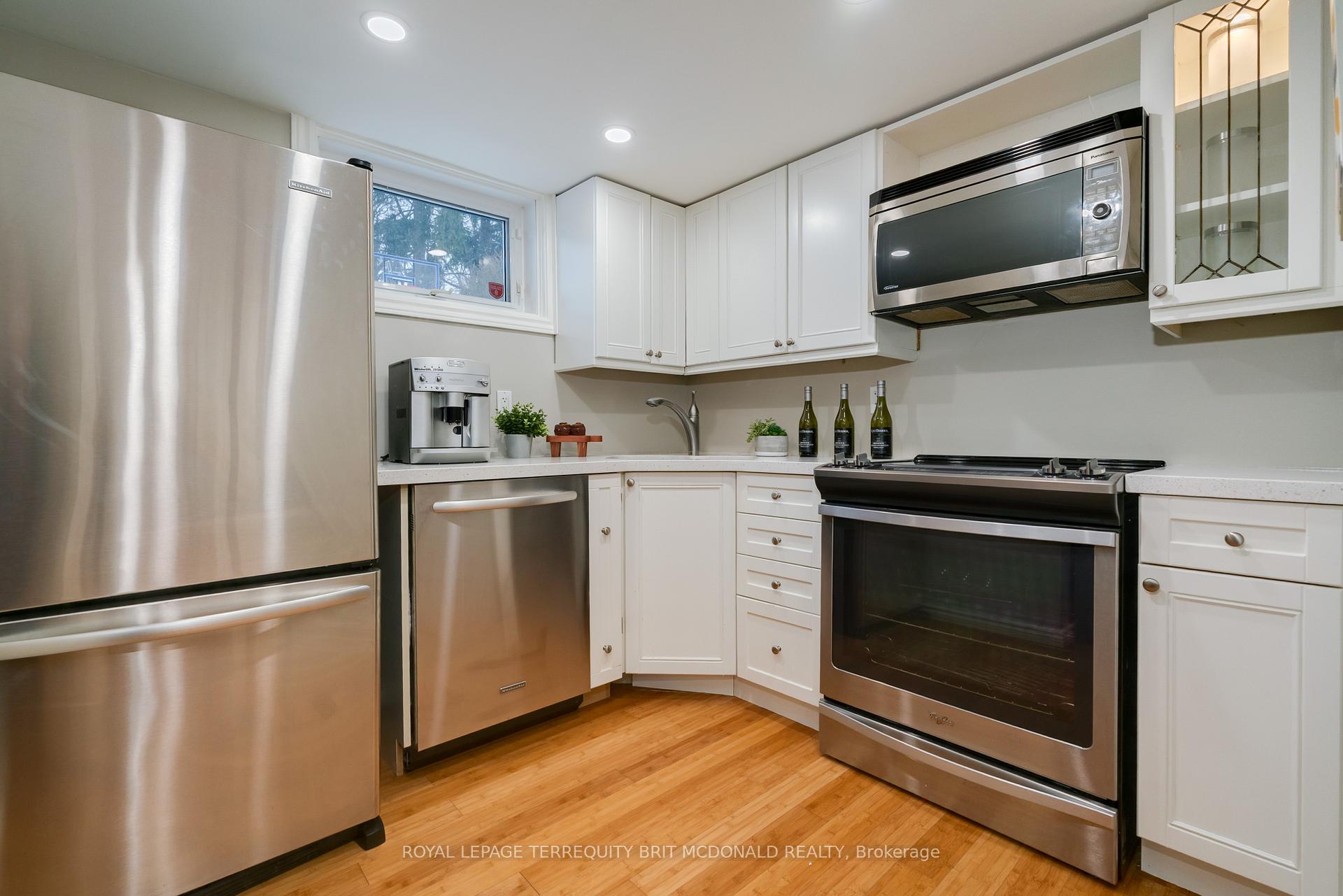 Photo 37 of 125 Chaplin Crescent, Toronto, Forest Hill South — HOMEH