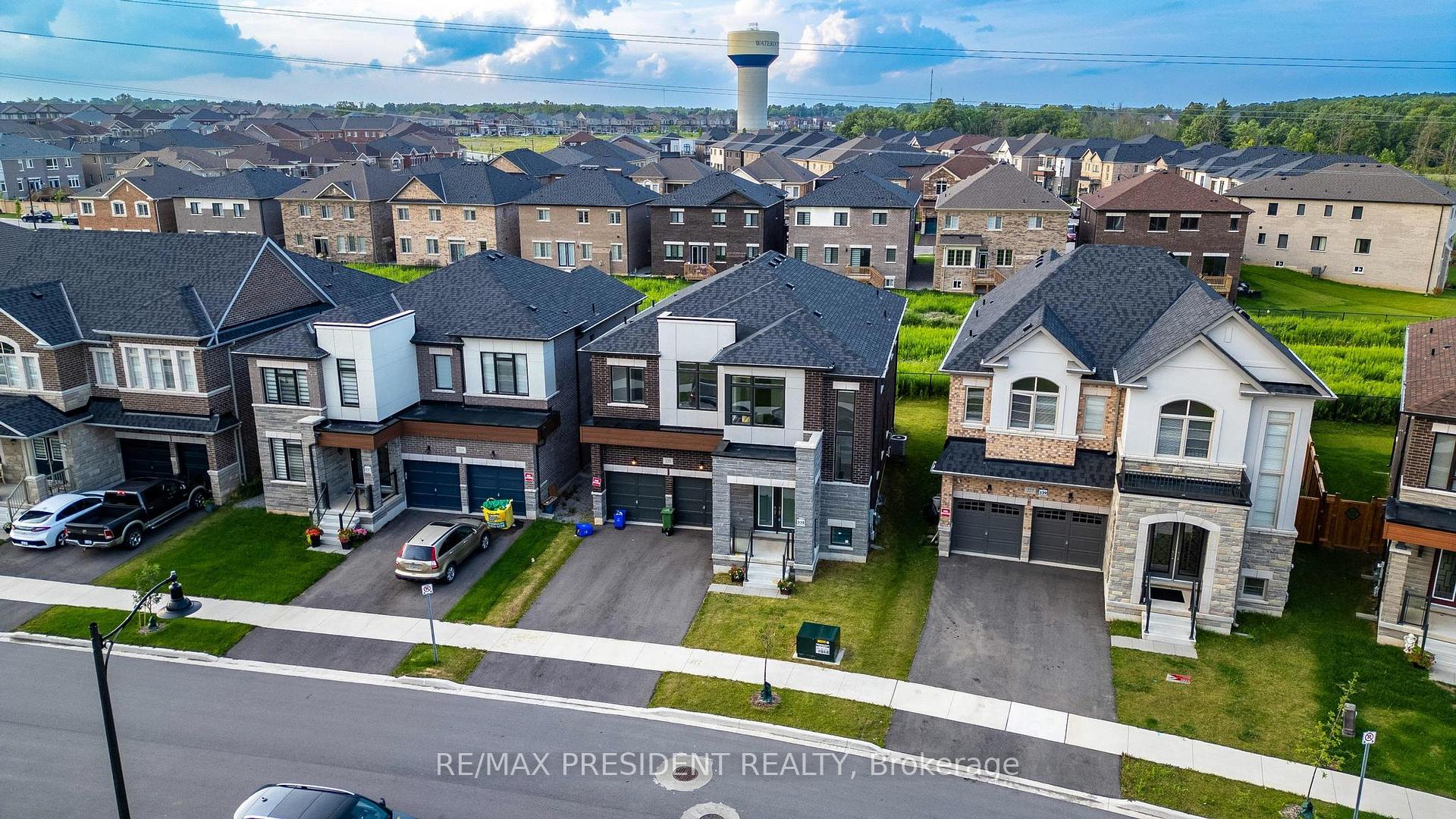 Photo 5 of 223 Granite Ridge Trail, Hamilton, Waterdown — HOMEH