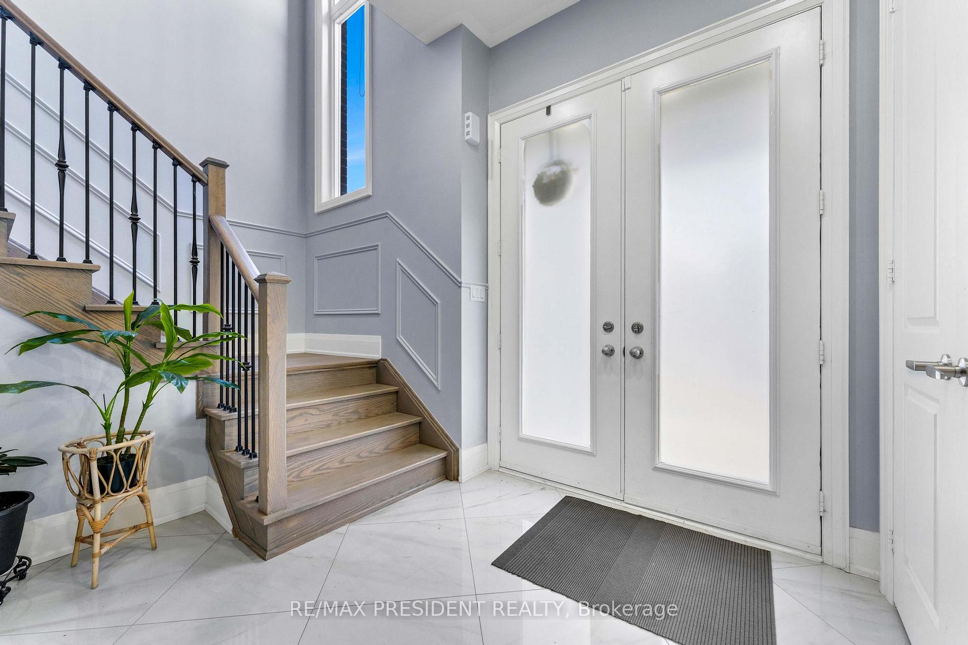 Photo 12 of 223 Granite Ridge Trail, Hamilton, Waterdown — HOMEH