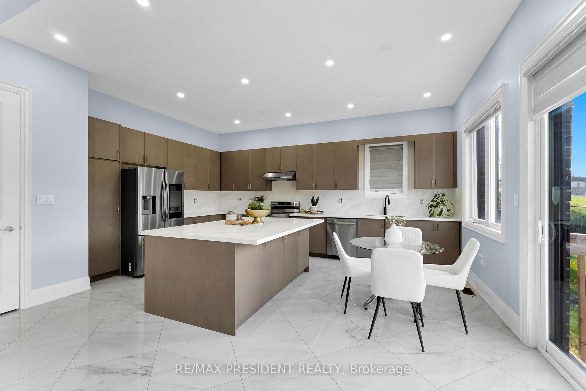 Photo 6 of 223 Granite Ridge Trail, Hamilton, Waterdown — HOMEH