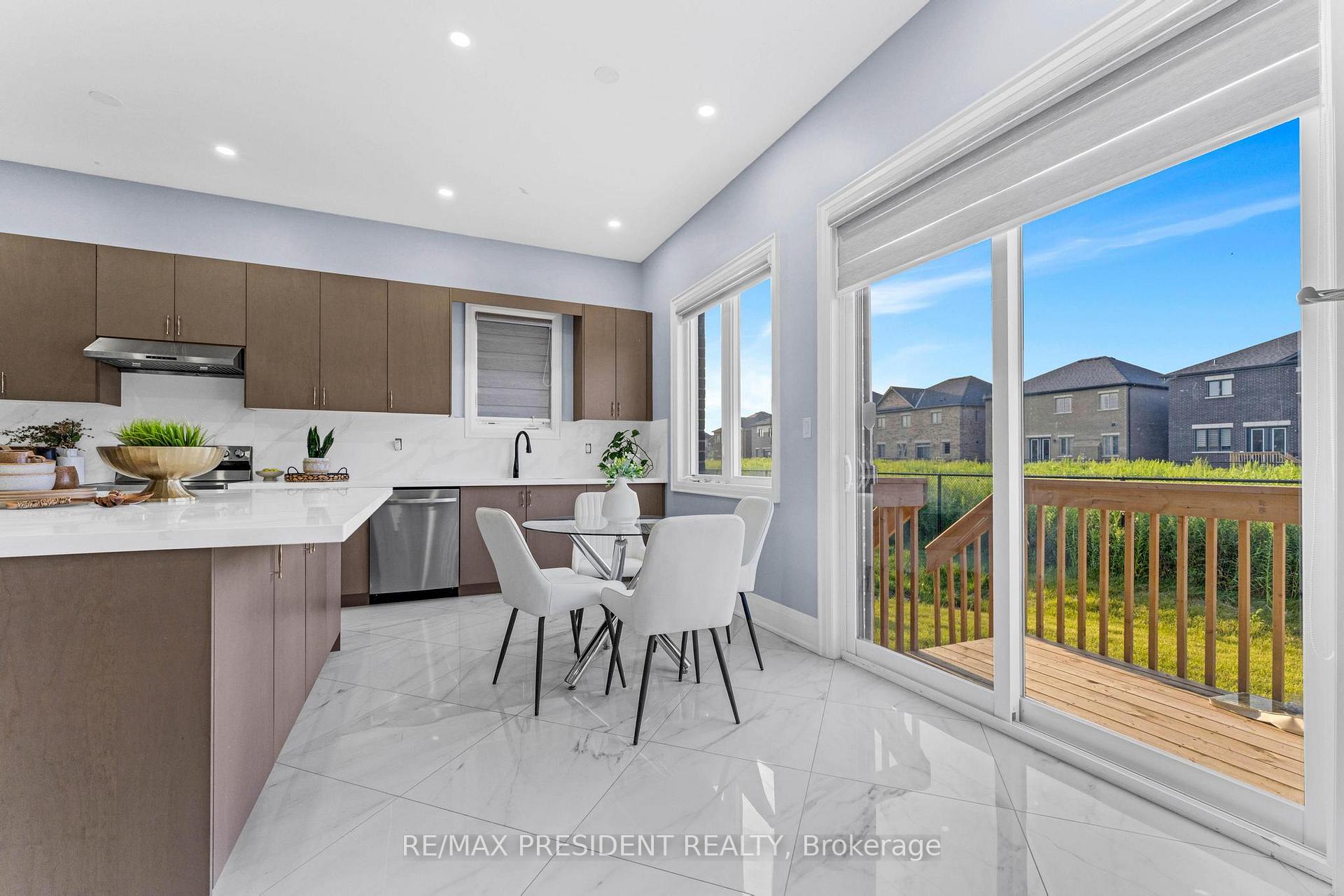 Photo 18 of 223 Granite Ridge Trail, Hamilton, Waterdown — HOMEH
