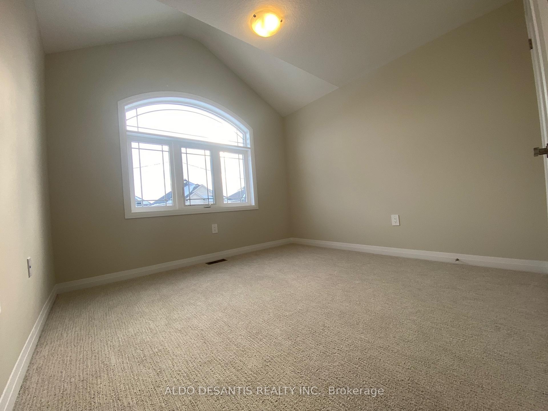 Photo 9 of 244 Rockledge Drive, Hamilton, Hannon — HOMEH
