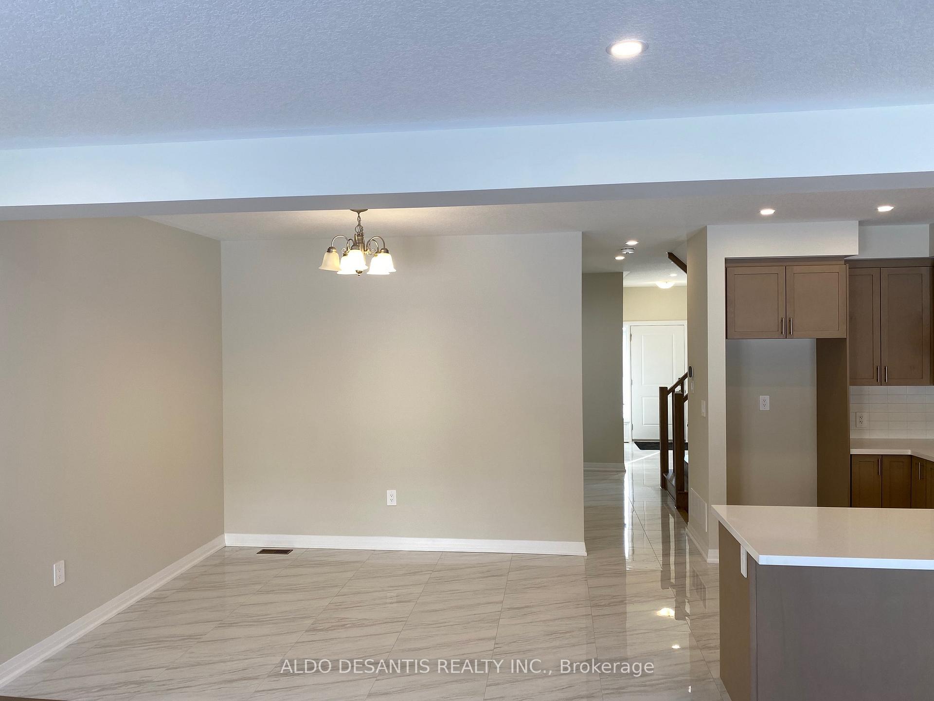 Photo 19 of 244 Rockledge Drive, Hamilton, Hannon — HOMEH