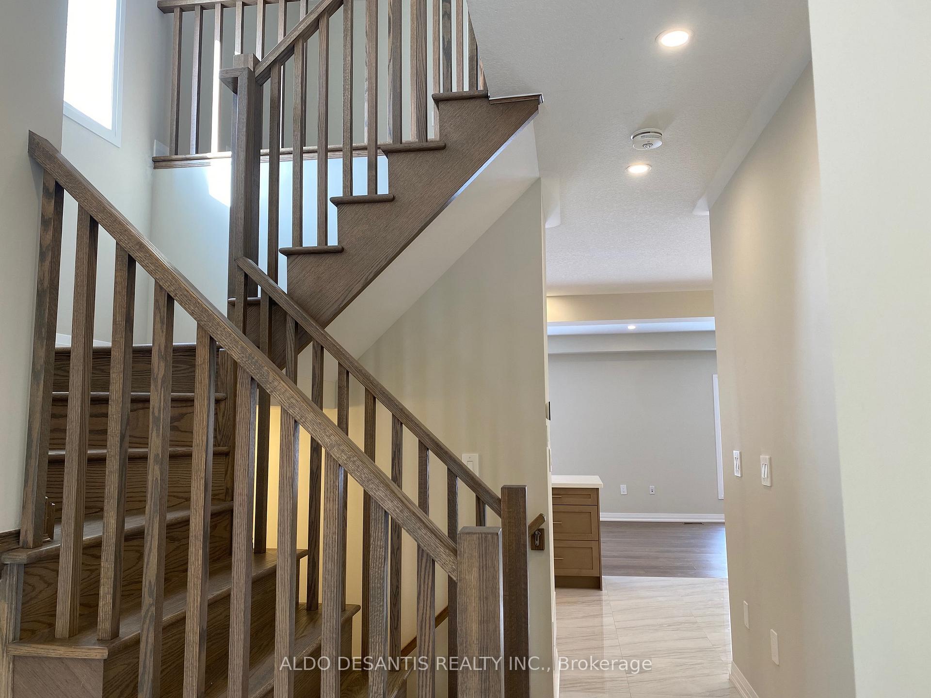 Photo 16 of 244 Rockledge Drive, Hamilton, Hannon — HOMEH