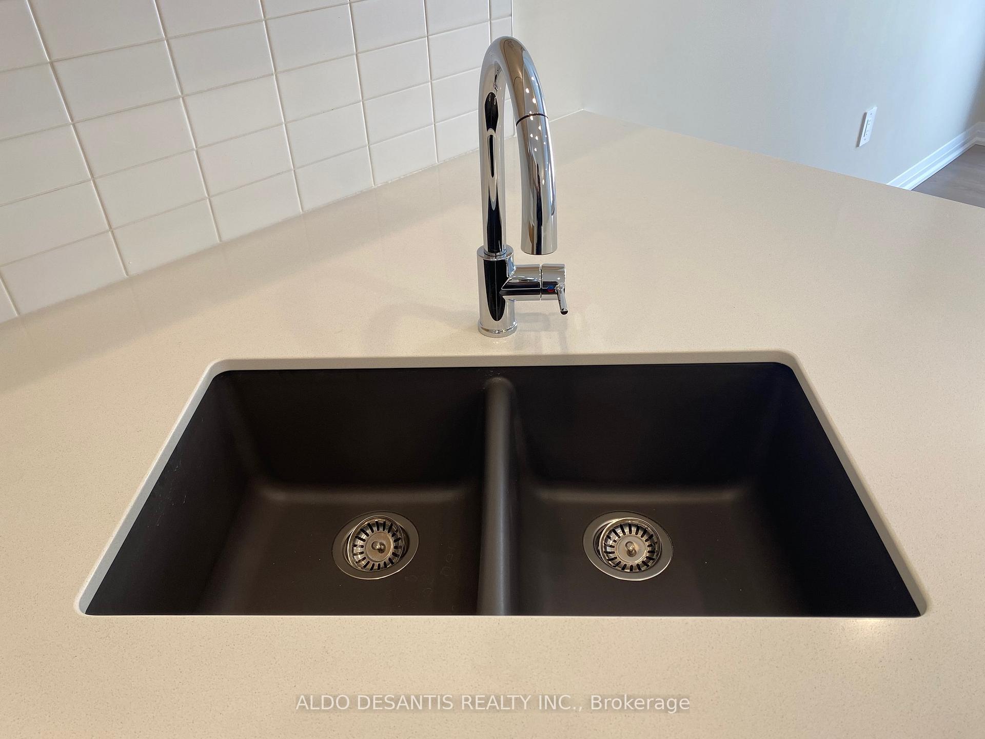 Photo 15 of 244 Rockledge Drive, Hamilton, Hannon — HOMEH
