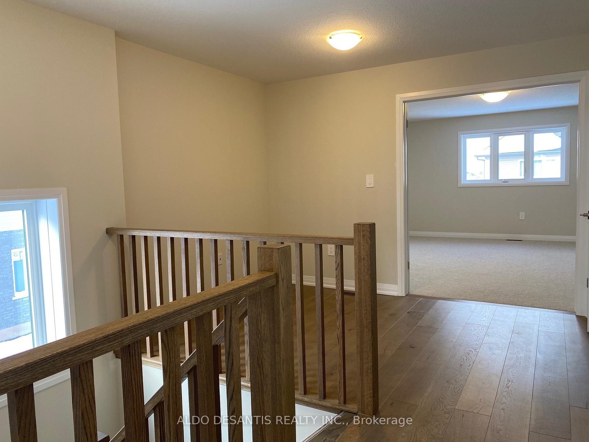 Photo 3 of 244 Rockledge Drive, Hamilton, Hannon — HOMEH