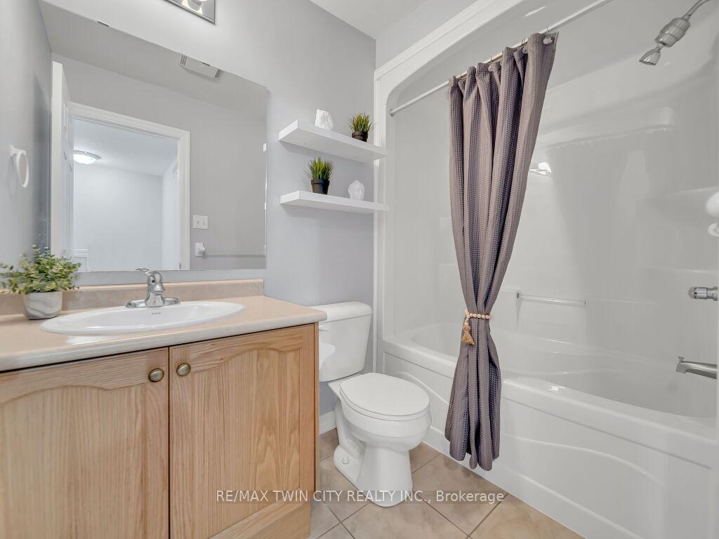 Photo 20 of Unit #11, 535 Windflower Crescent, Kitchener, Larentian West — HOMEH