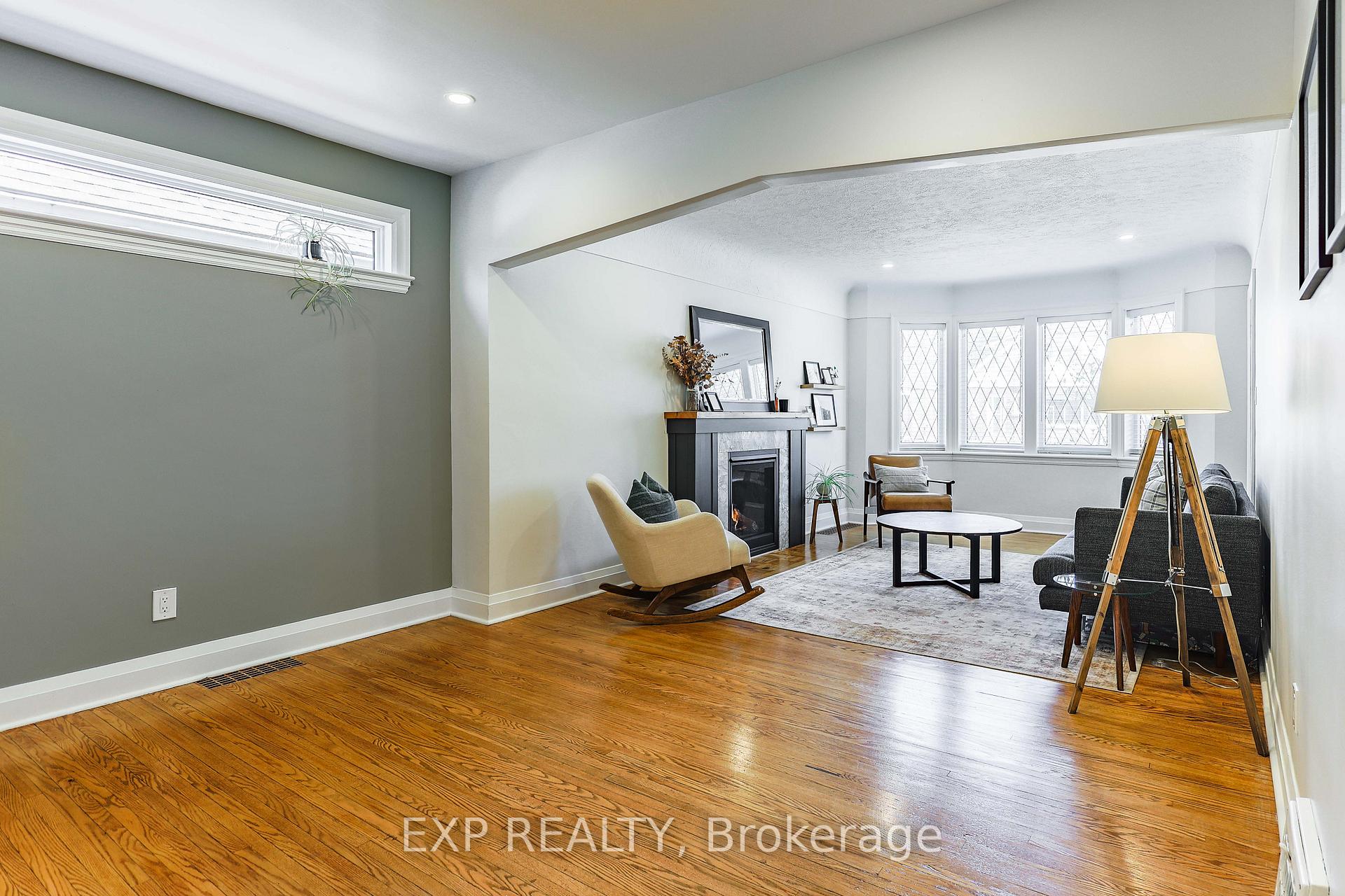 Photo 14 of 17 Edgevale Road, Hamilton, Westdale — HOMEH