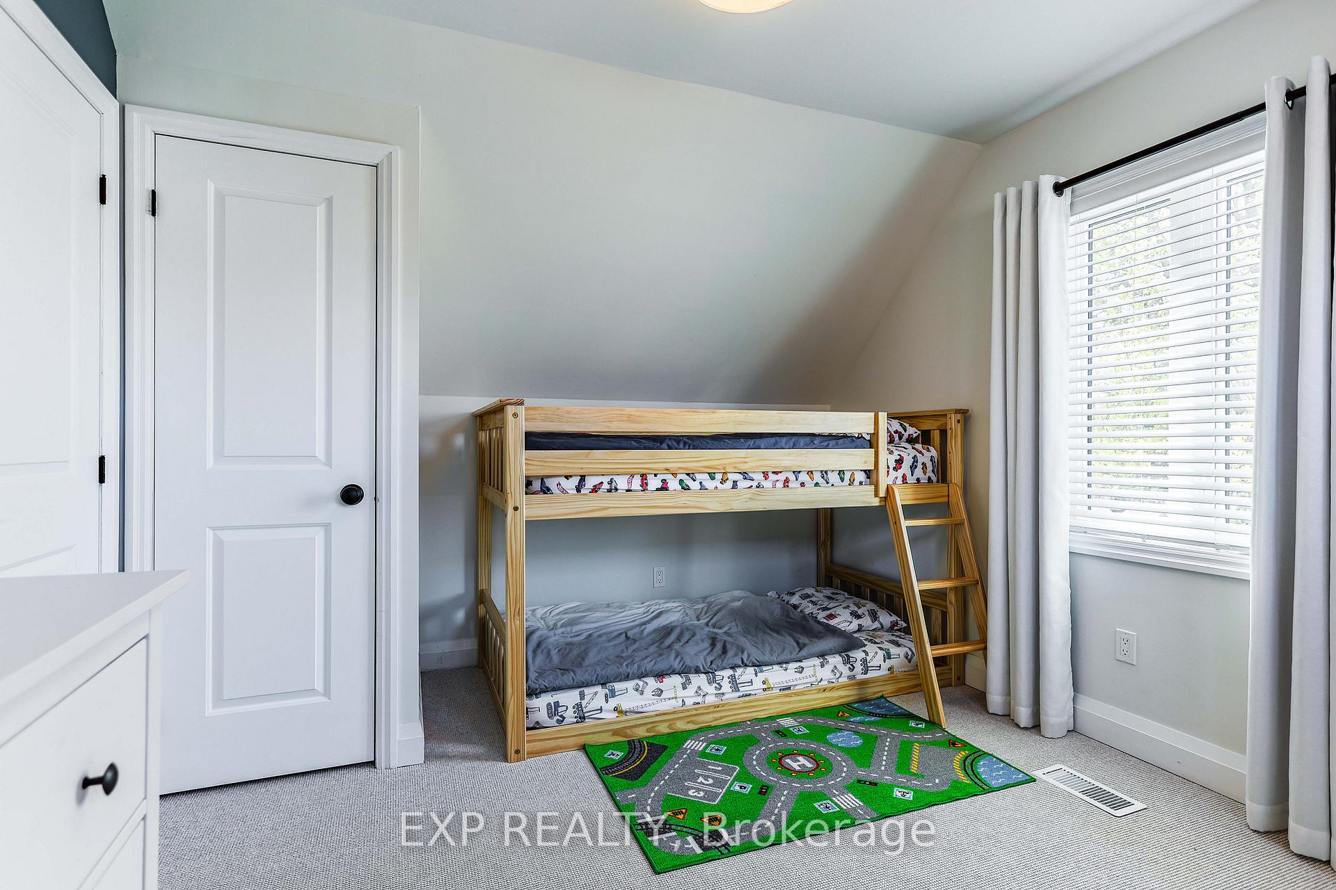 Photo 27 of 17 Edgevale Road, Hamilton, Westdale — HOMEH