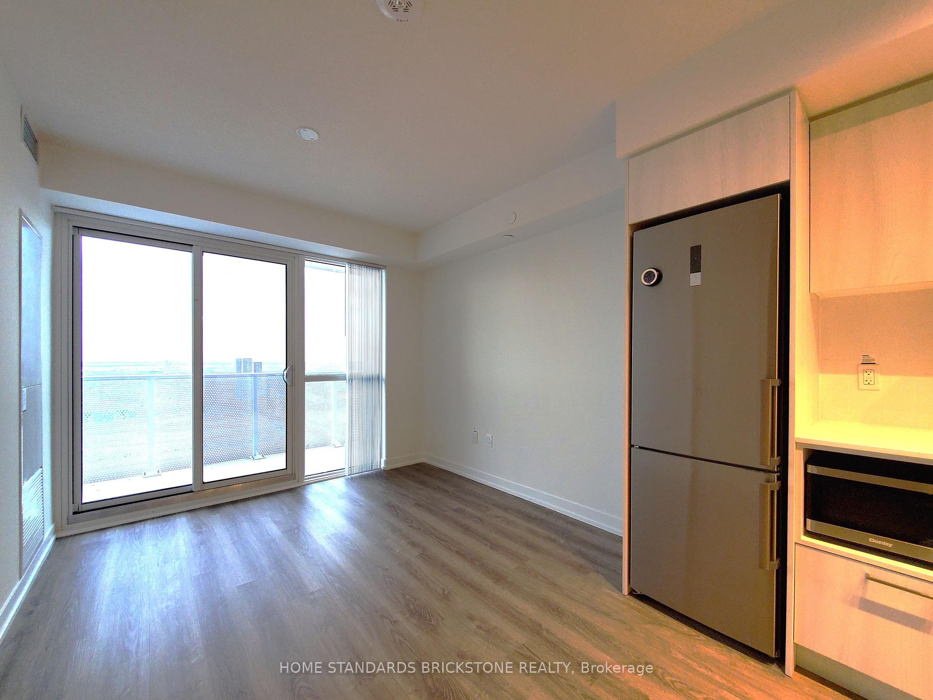 Photo 7 of Unit 3709, 195 Commerce Street, Vaughan, Vaughan Corporate Centre — HOMEH