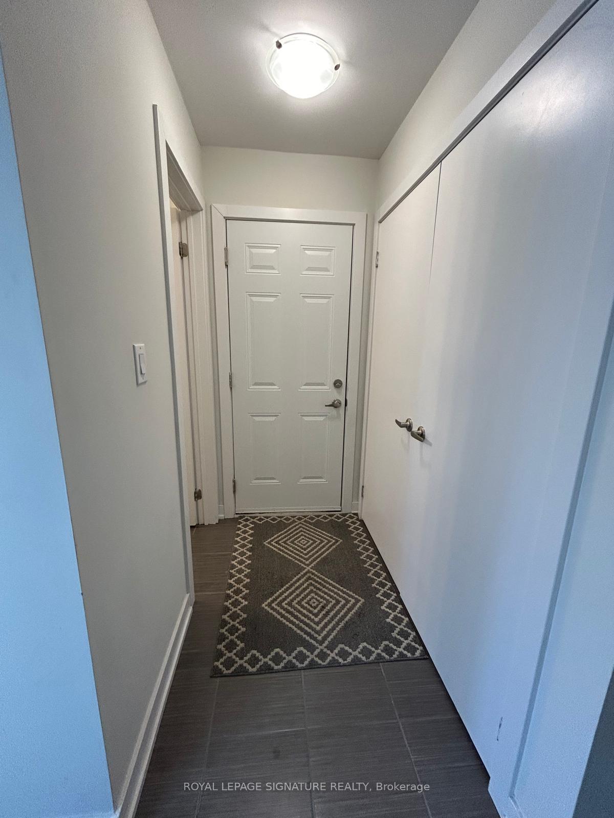 Photo 4 of Unit 92, 590 North Service Road, Hamilton, Stoney Creek — HOMEH