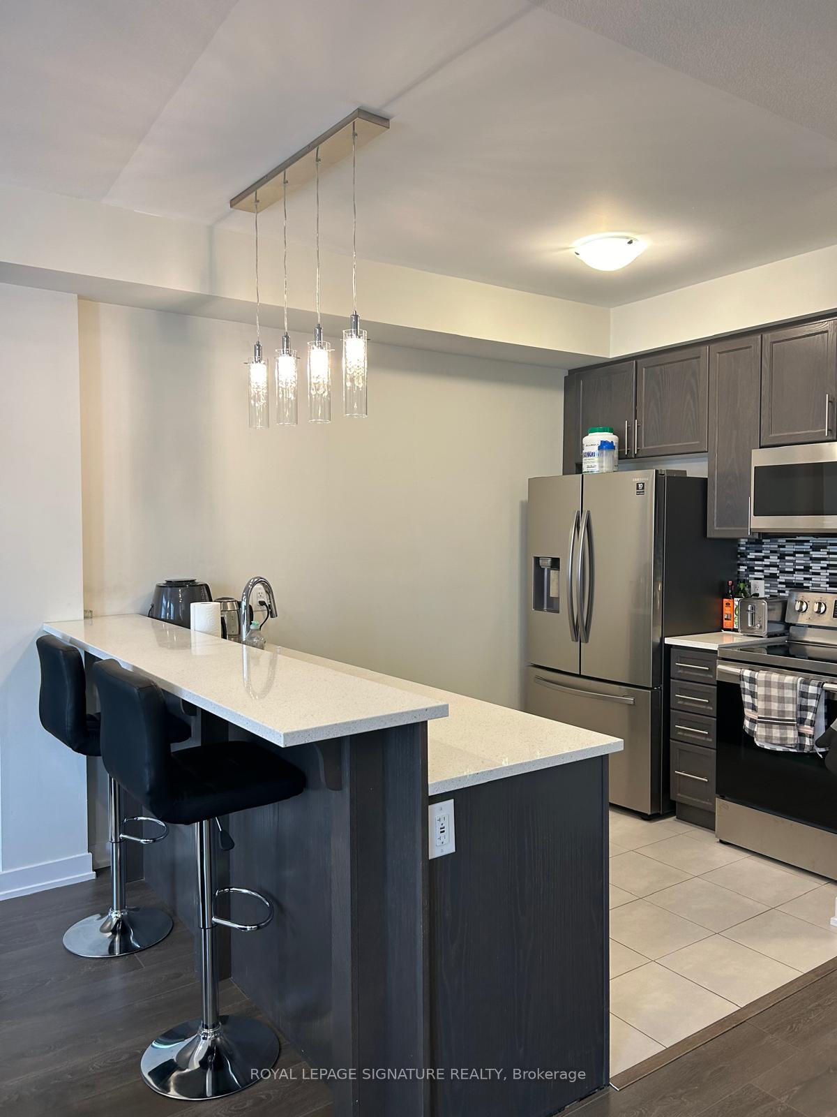 Photo 6 of Unit 92, 590 North Service Road, Hamilton, Stoney Creek — HOMEH