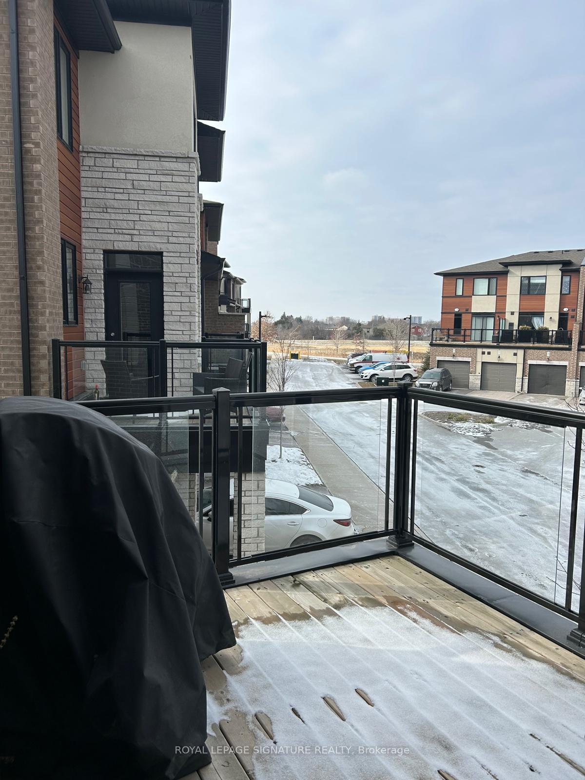 Photo 10 of Unit 92, 590 North Service Road, Hamilton, Stoney Creek — HOMEH