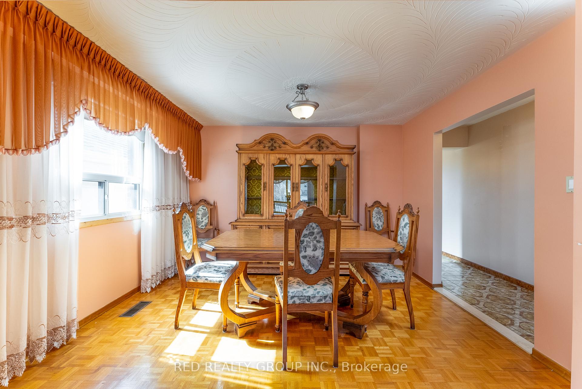 Photo 8 of 532 Westmount Avenue, Toronto, Oakwood Village — HOMEH