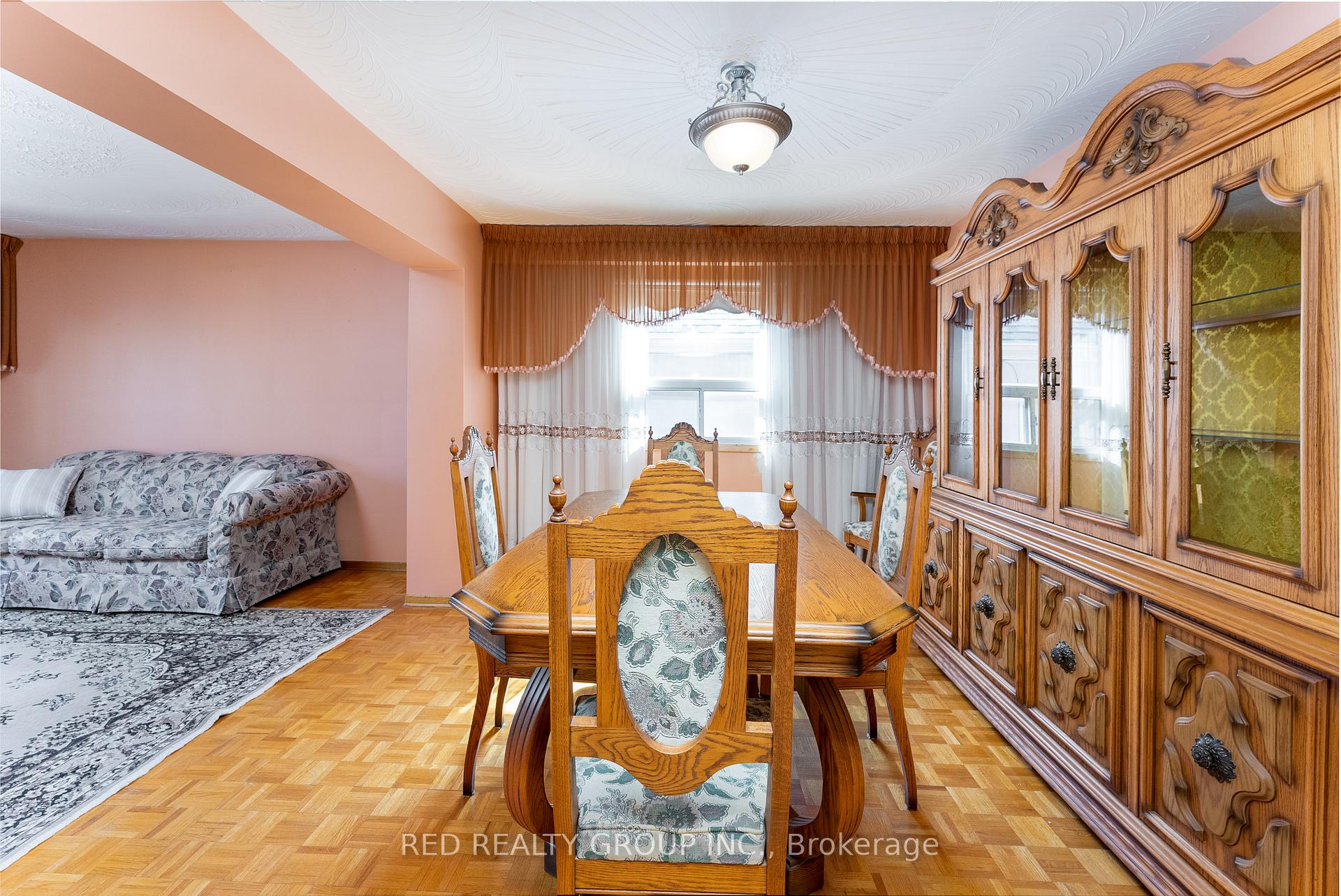 Photo 10 of 532 Westmount Avenue, Toronto, Oakwood Village — HOMEH