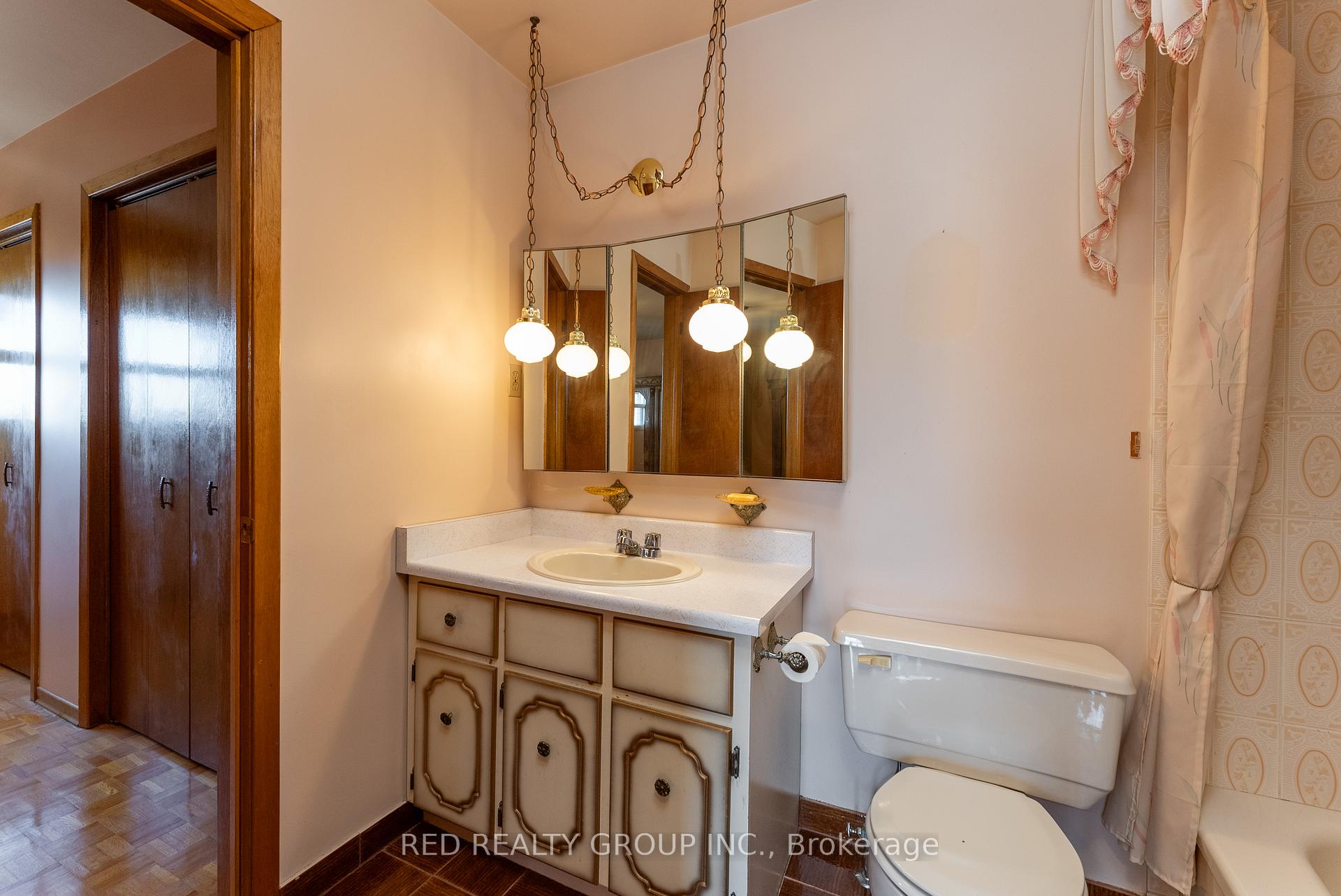 Photo 29 of 532 Westmount Avenue, Toronto, Oakwood Village — HOMEH