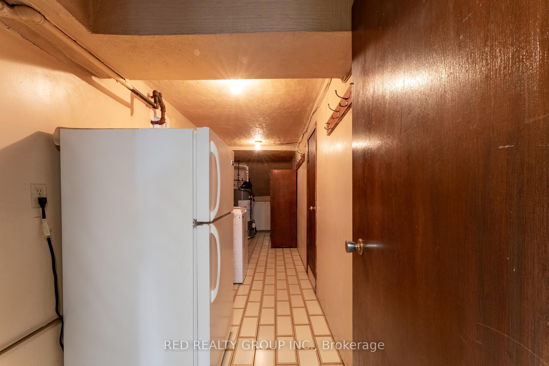 Photo 25 of 532 Westmount Avenue, Toronto, Oakwood Village — HOMEH