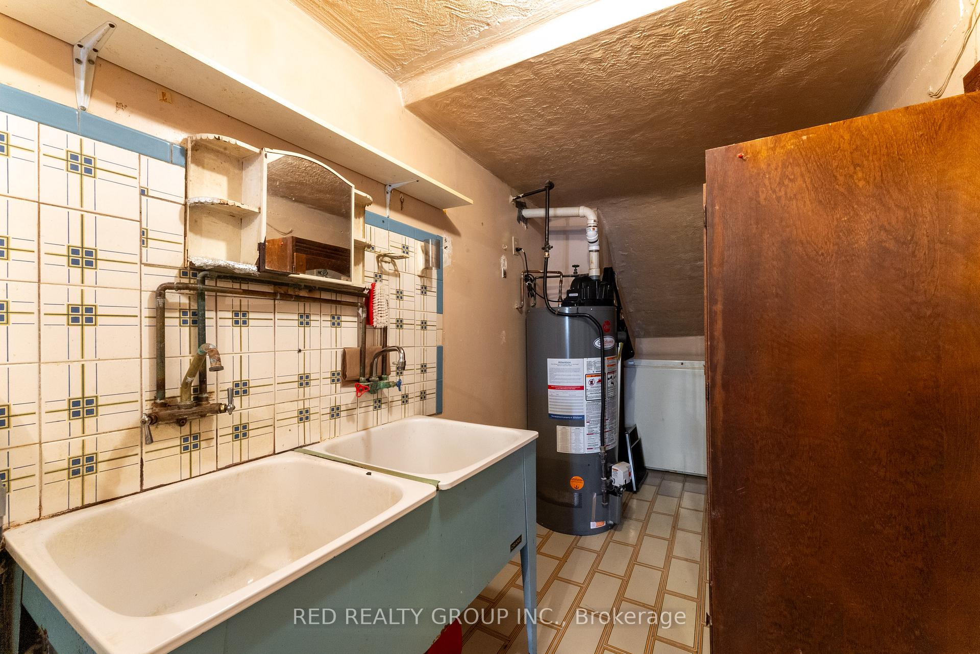 Photo 26 of 532 Westmount Avenue, Toronto, Oakwood Village — HOMEH