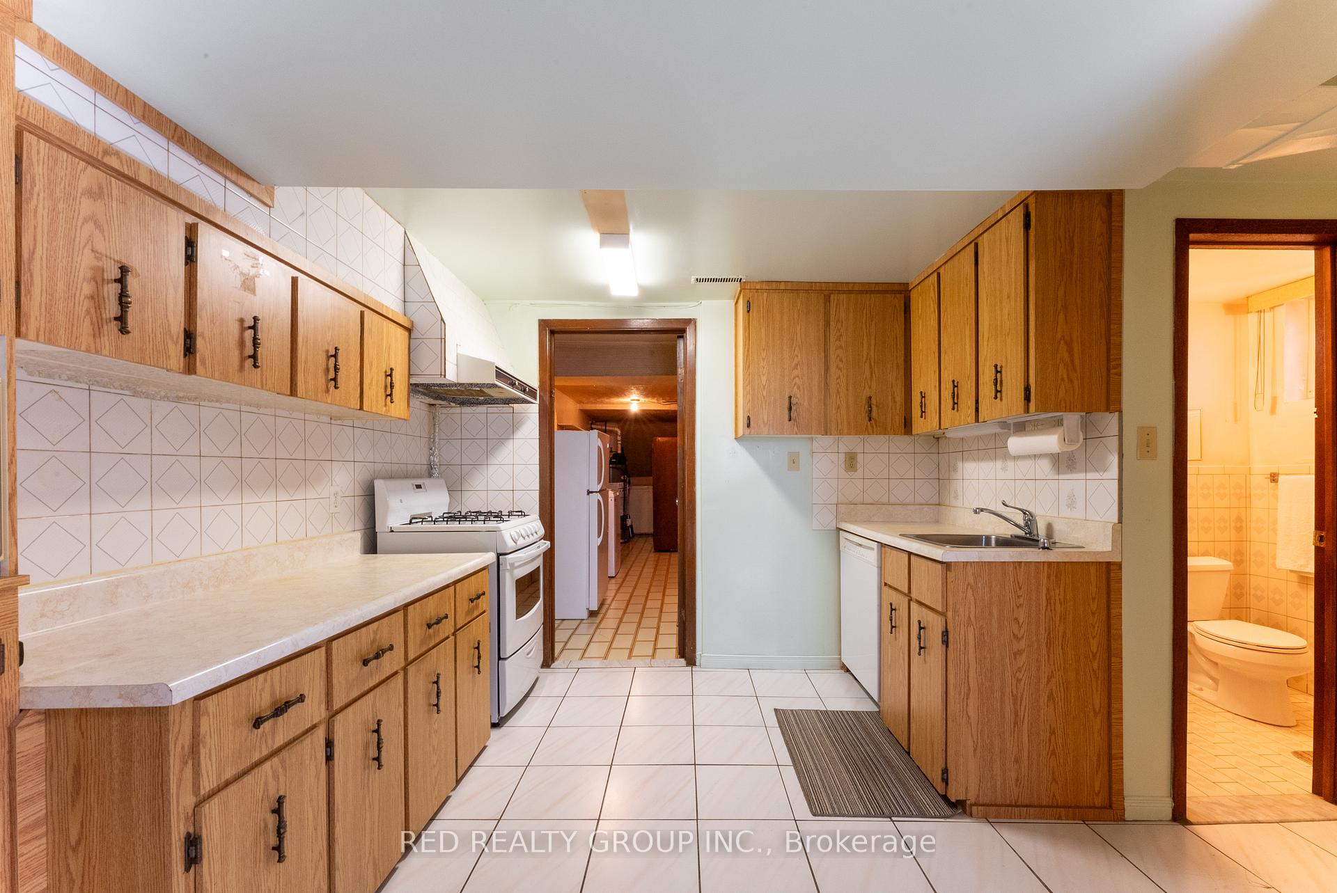 Photo 22 of 532 Westmount Avenue, Toronto, Oakwood Village — HOMEH
