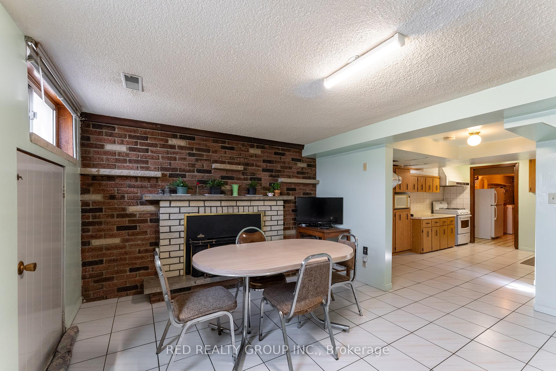 Photo 32 of 532 Westmount Avenue, Toronto, Oakwood Village — HOMEH
