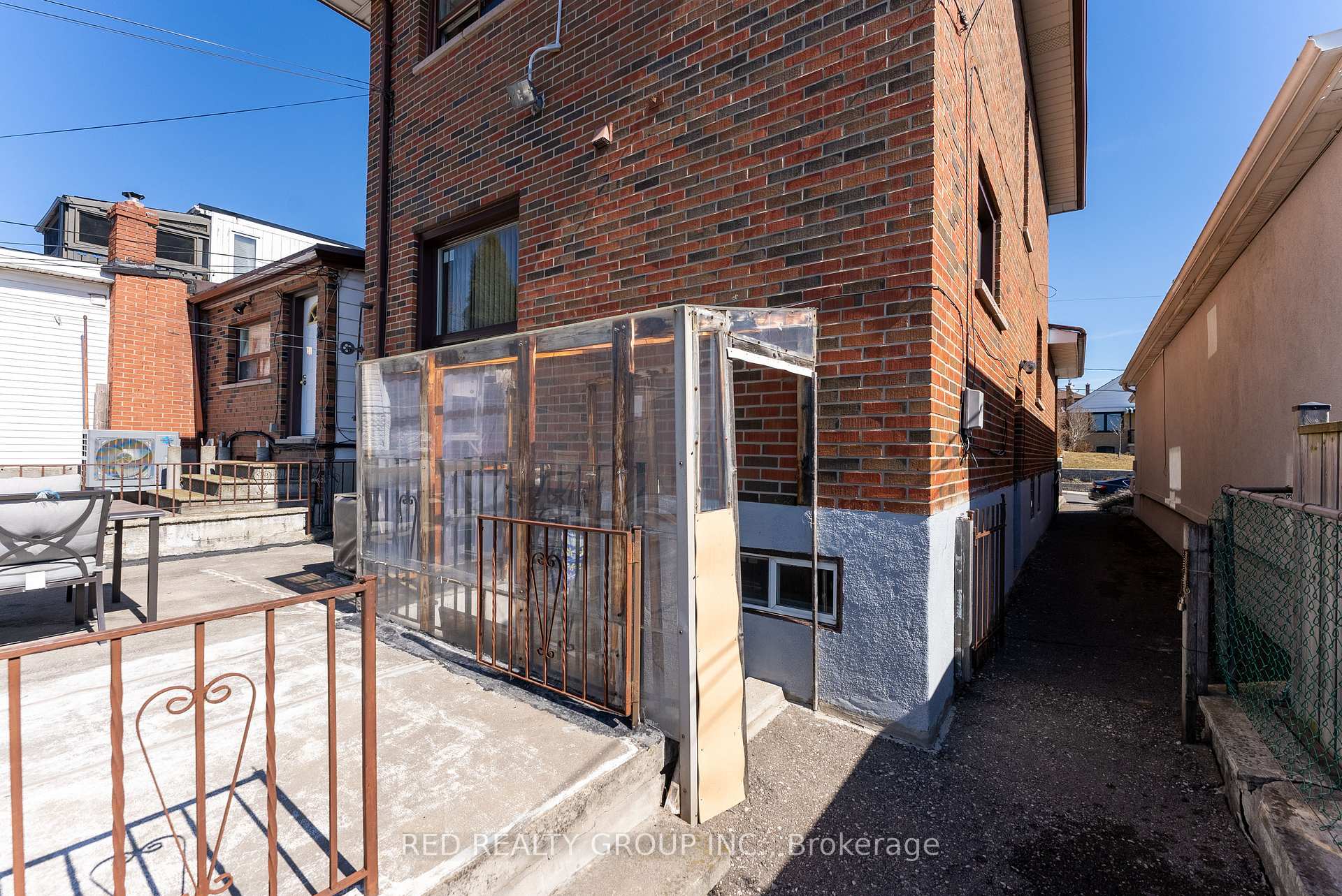 Photo 38 of 532 Westmount Avenue, Toronto, Oakwood Village — HOMEH