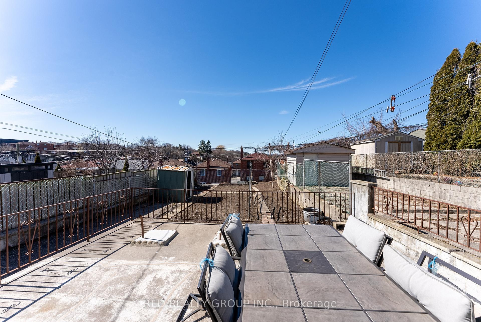 Photo 46 of 532 Westmount Avenue, Toronto, Oakwood Village — HOMEH