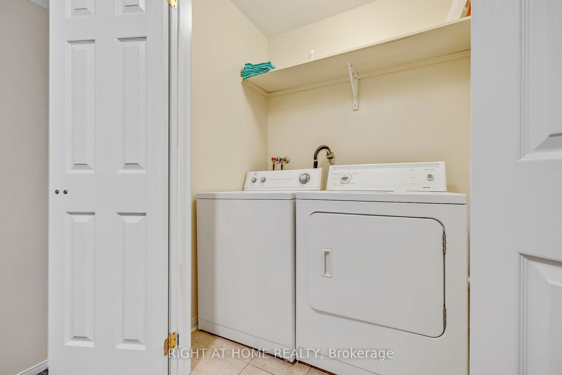 Photo 29 of 80 Powell Drive, Hamilton, Binbrook — HOMEH