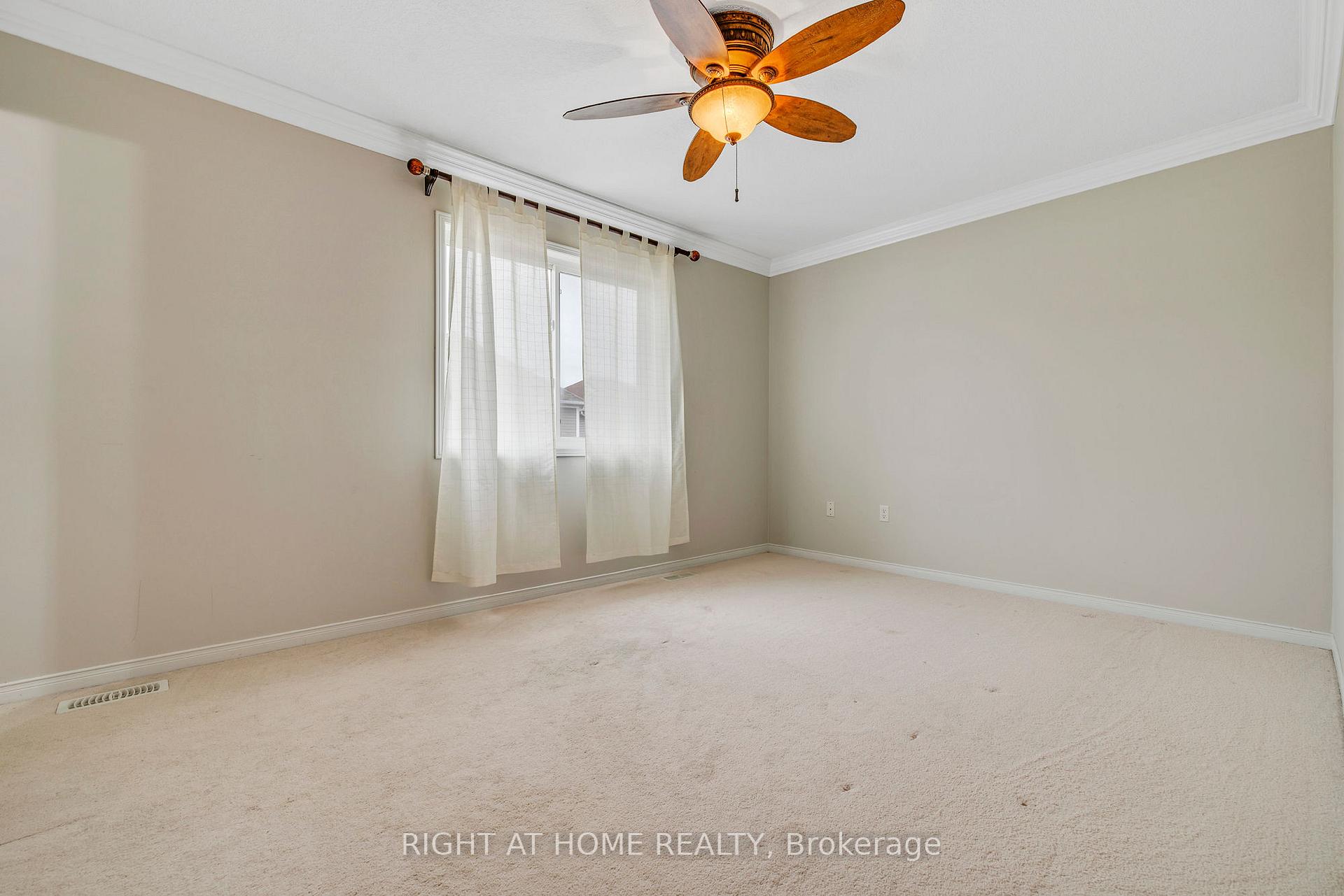 Photo 17 of 80 Powell Drive, Hamilton, Binbrook — HOMEH